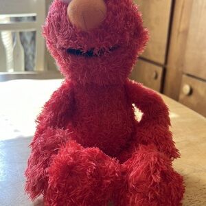 Sesame Street ELMO 14" Plush Stuffed Animal 2010 by GUND